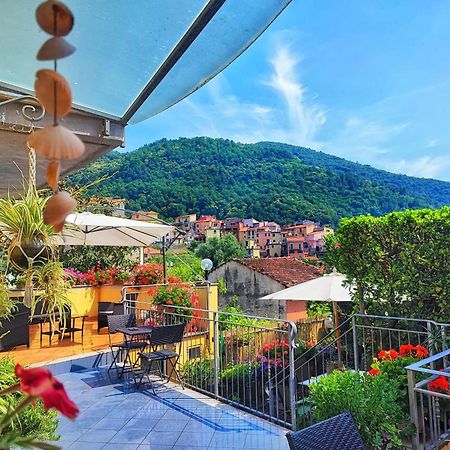 Hotel Pietra Di Mare Biassa Exterior foto