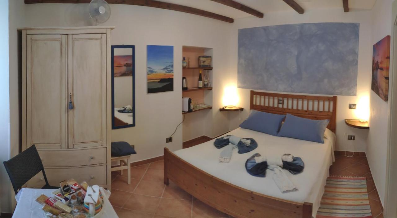Hotel Pietra Di Mare Biassa Exterior foto