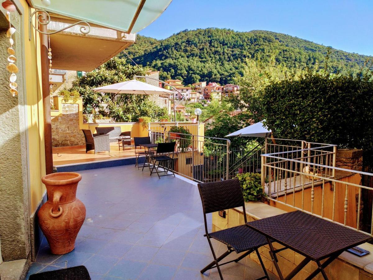 Hotel Pietra Di Mare Biassa Exterior foto